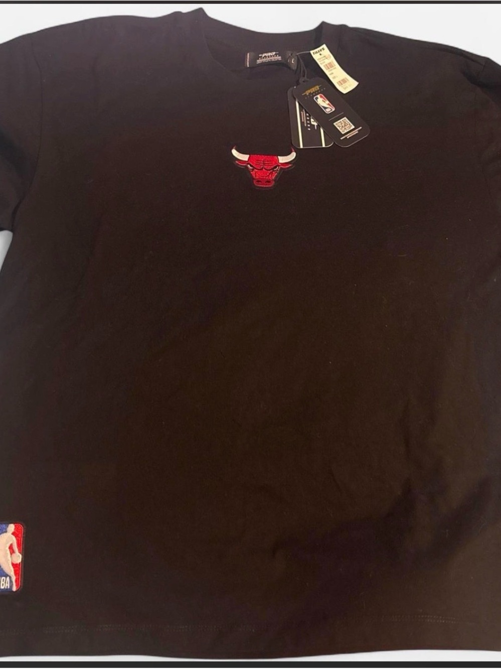 Men's Black Chicago Bulls Logo Short Sleeve Tee